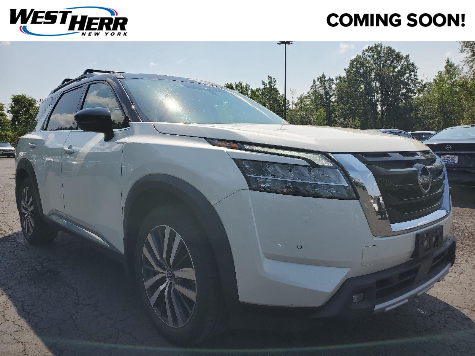 2022 Nissan Pathfinder Platinum