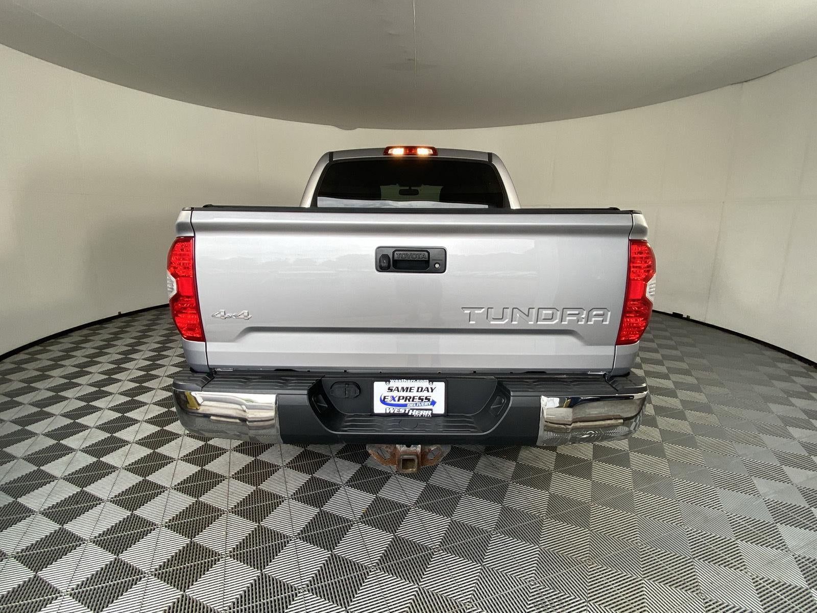 2016 Toyota Tundra Truck SR5