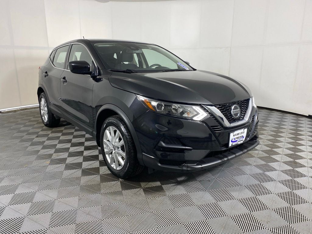 2022 Nissan Rogue Sport S