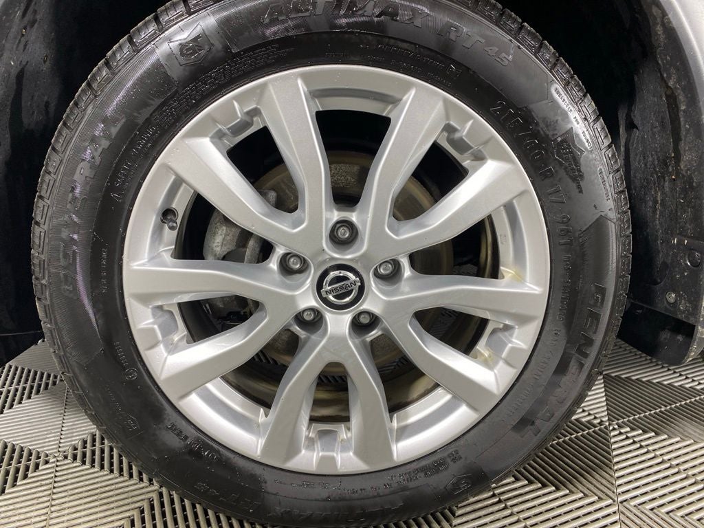 2022 Nissan Rogue Sport S