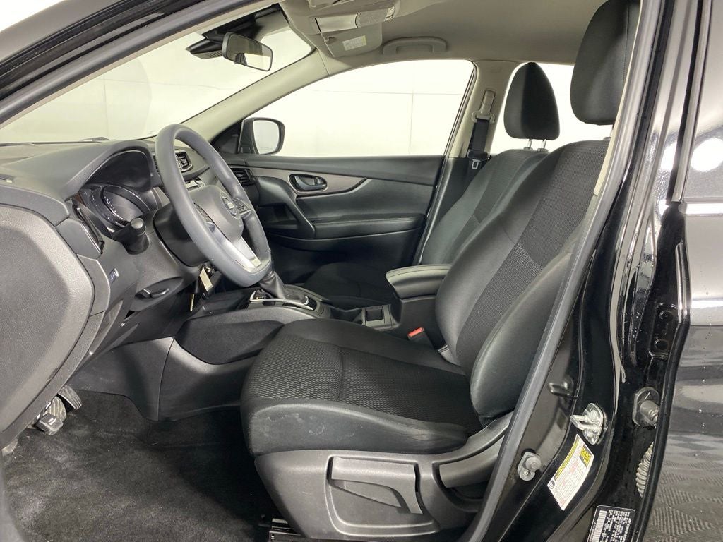 2022 Nissan Rogue Sport S