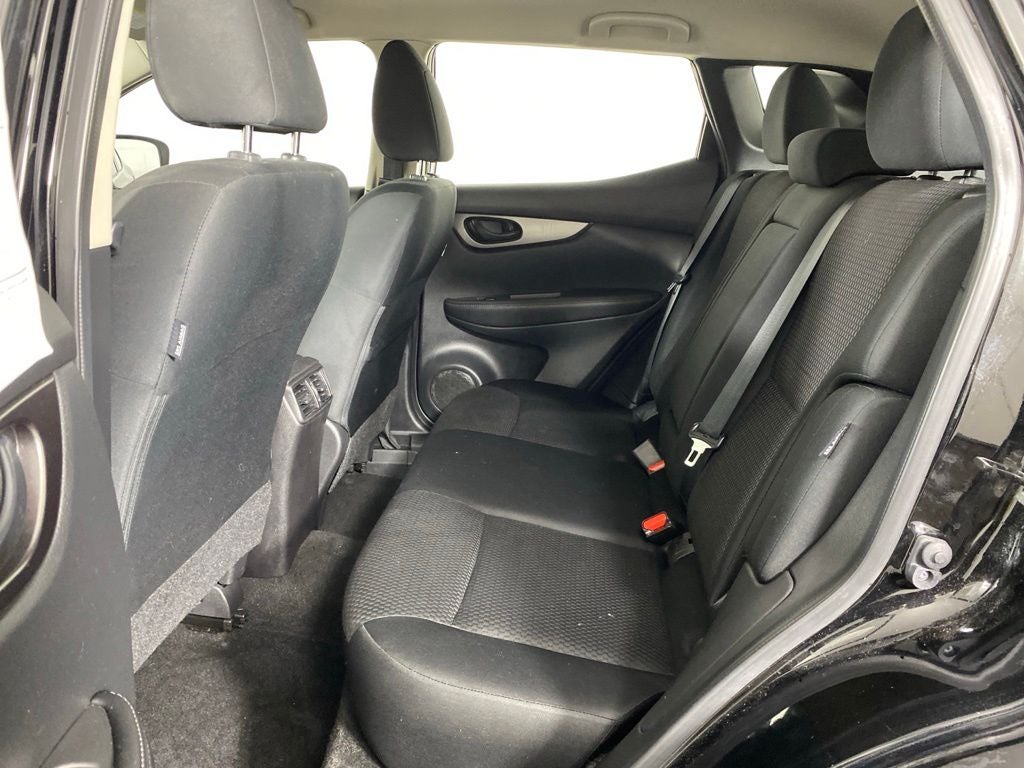 2022 Nissan Rogue Sport S