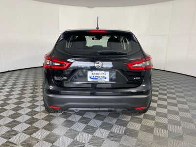 2022 Nissan Rogue Sport S