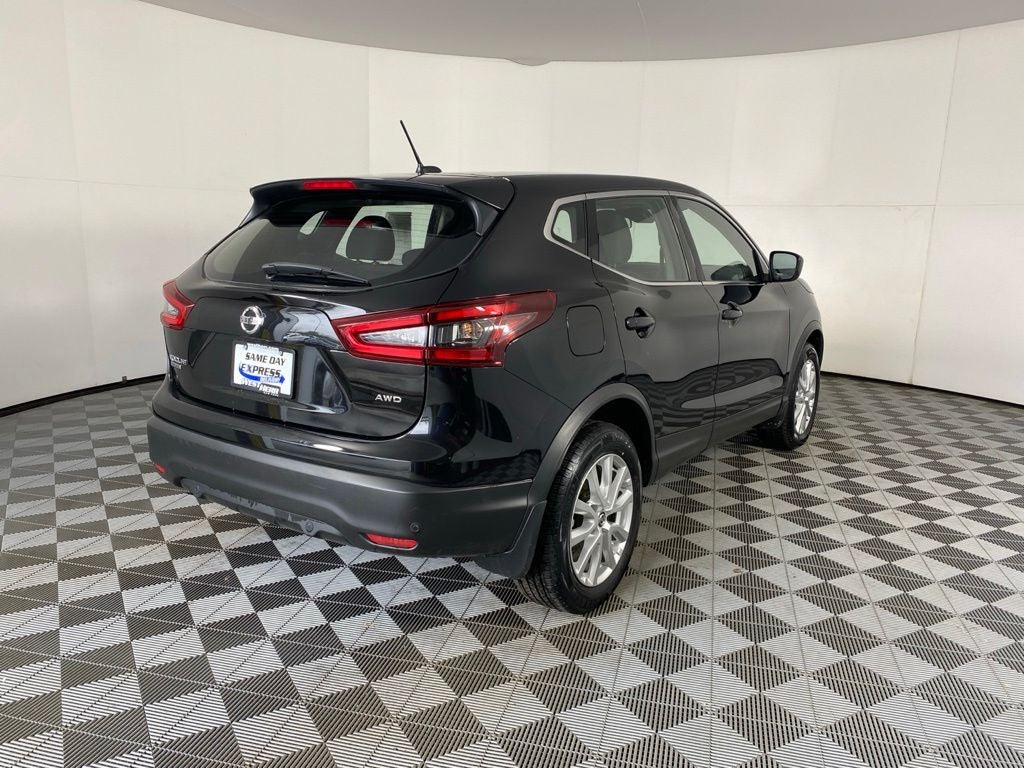 2022 Nissan Rogue Sport S