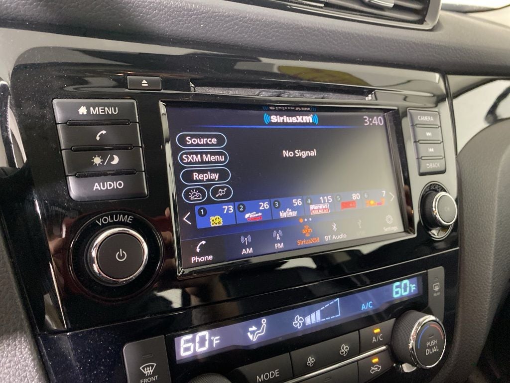 2022 Nissan Rogue Sport SV