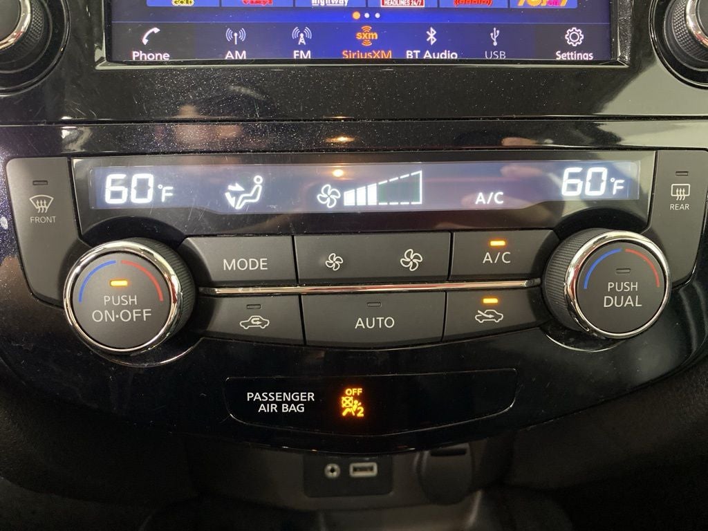 2022 Nissan Rogue Sport SV