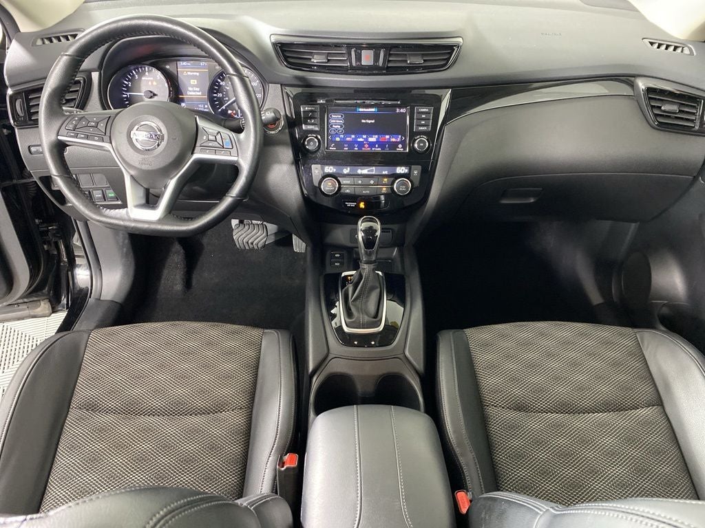 2022 Nissan Rogue Sport SV