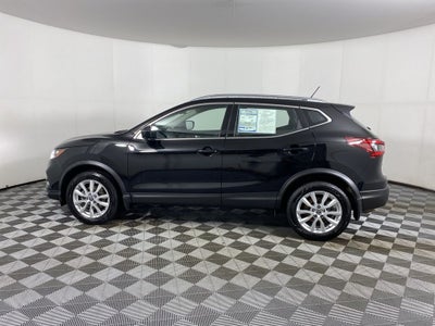 2022 Nissan Rogue Sport SV