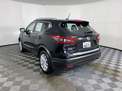 2022 Nissan Rogue Sport SV