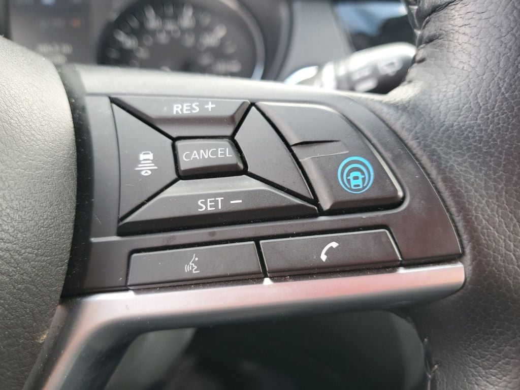 2022 Nissan Rogue Sport SL