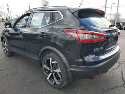 2022 Nissan Rogue Sport SL