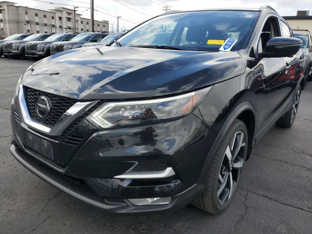 2022 Nissan Rogue Sport SL