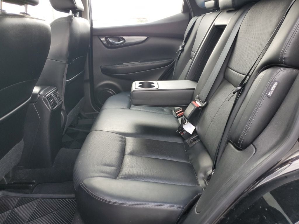 2022 Nissan Rogue Sport SL