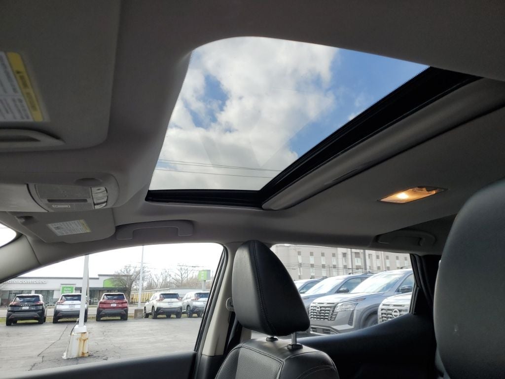 2022 Nissan Rogue Sport SL