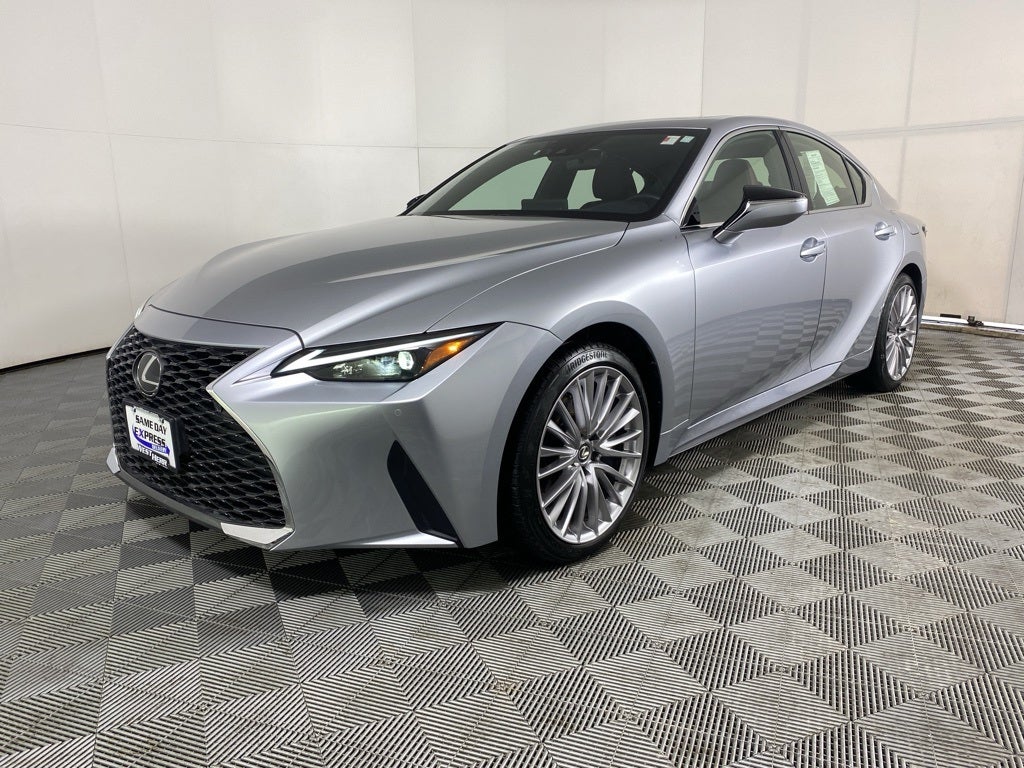 2024 Lexus IS 300