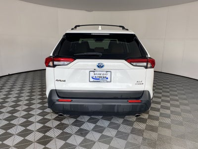 2023 Toyota RAV4 Hybrid XLE