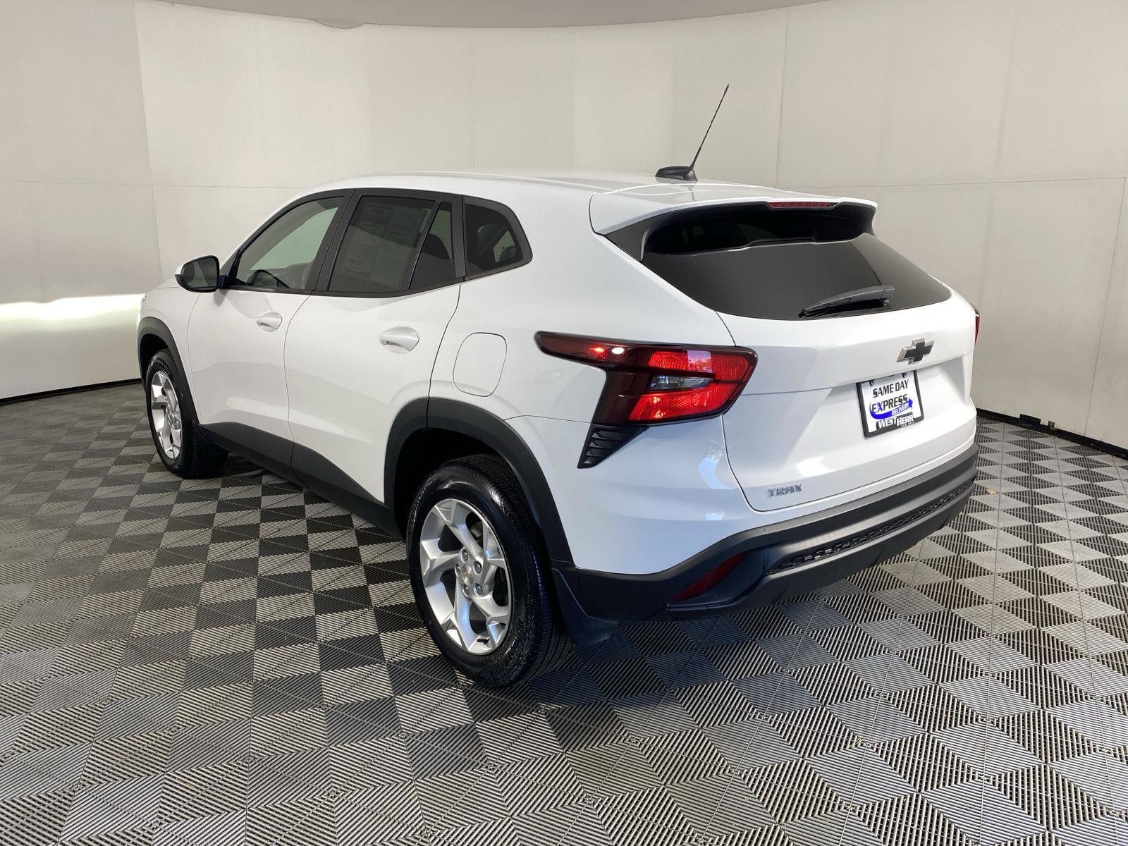 2024 Chevrolet Trax LS