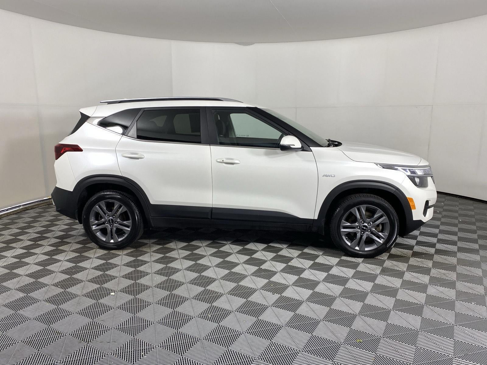 2023 Kia Seltos S