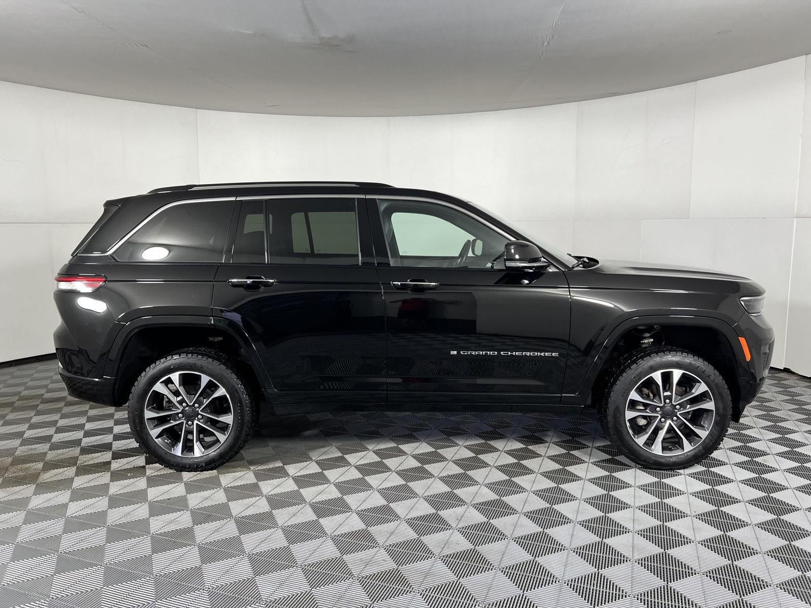 2022 Jeep Grand Cherokee Overland
