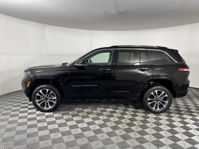 2022 Jeep Grand Cherokee Overland