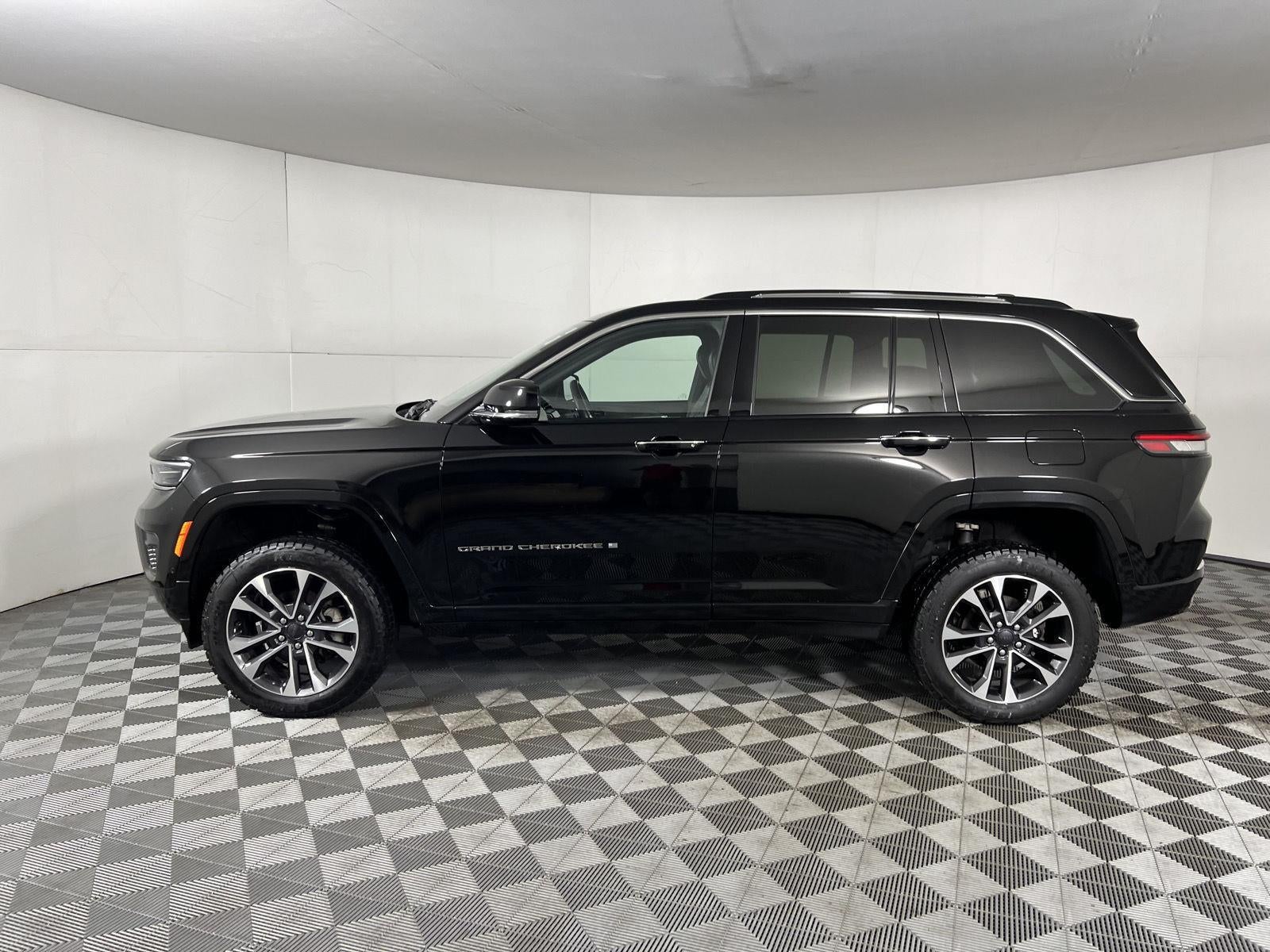 2022 Jeep Grand Cherokee Overland