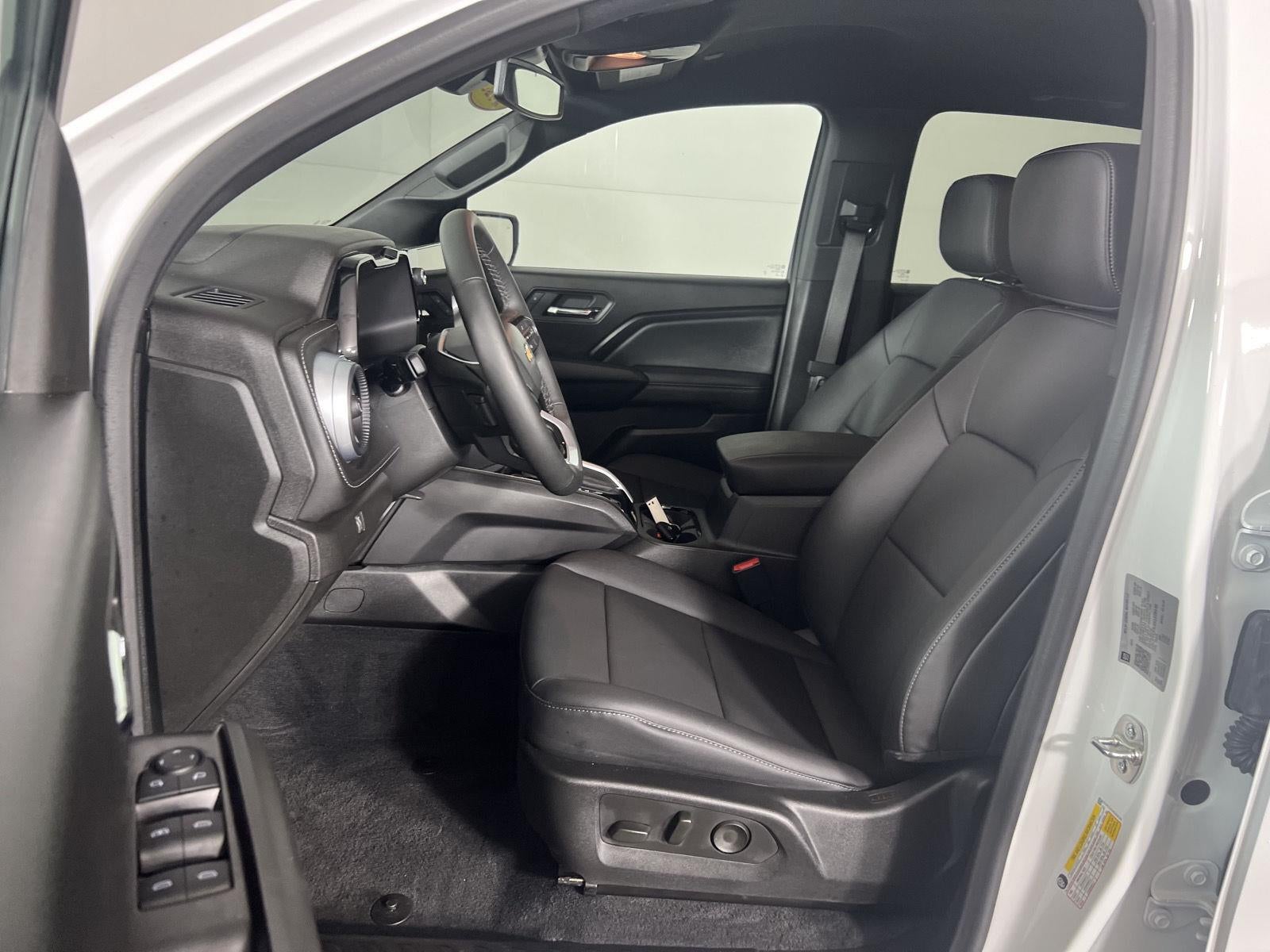 2025 Chevrolet Colorado 4WD LT