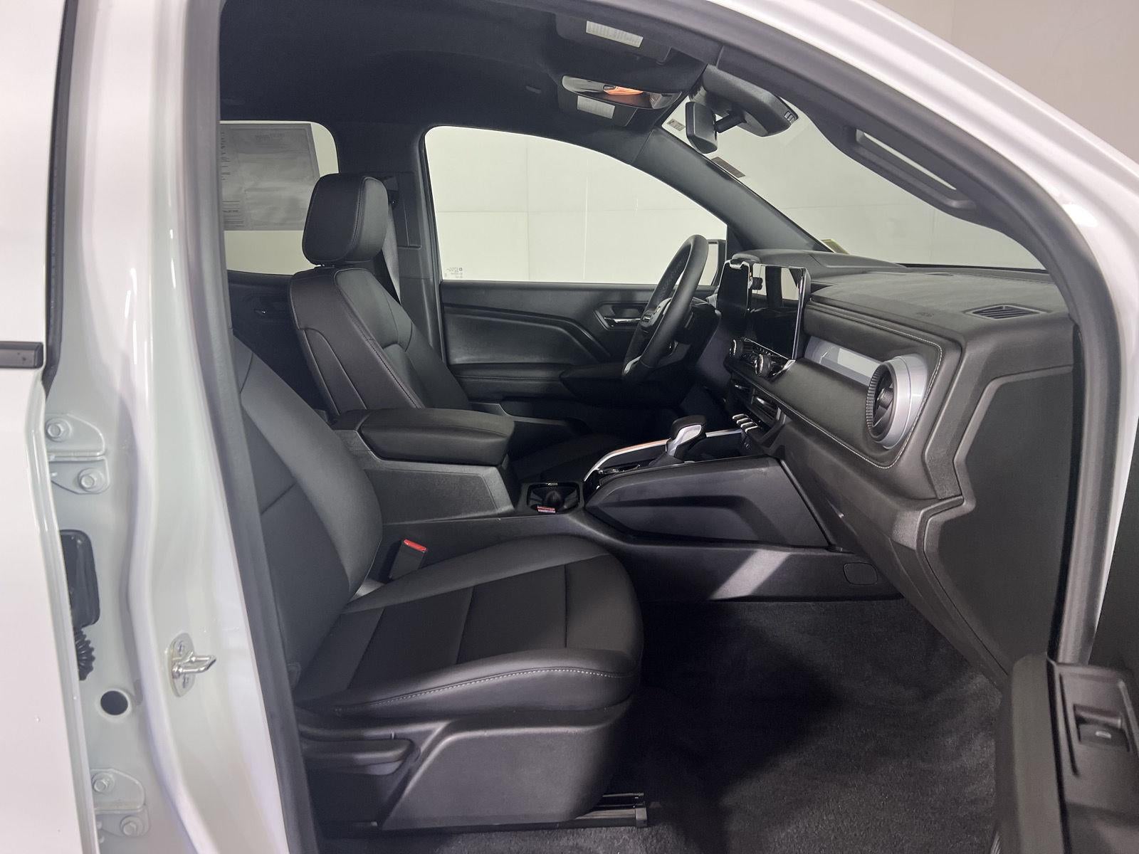 2025 Chevrolet Colorado 4WD LT