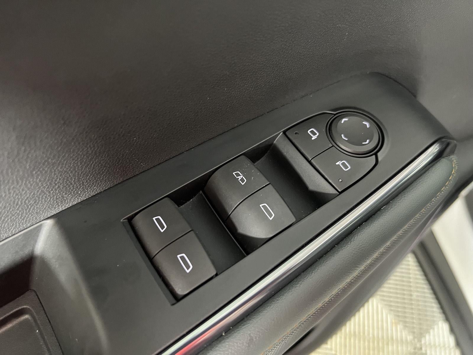 2025 GMC Acadia AWD AT4
