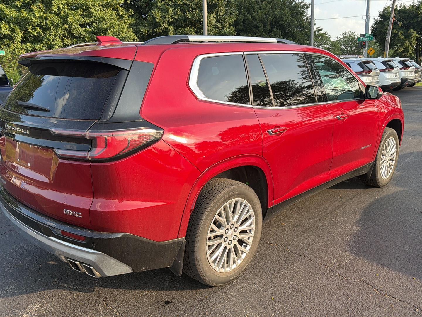 2024 GMC Acadia AWD Denali