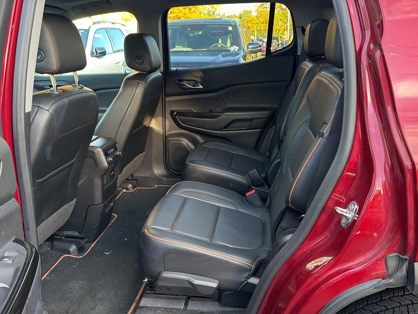2020 GMC Acadia AT4