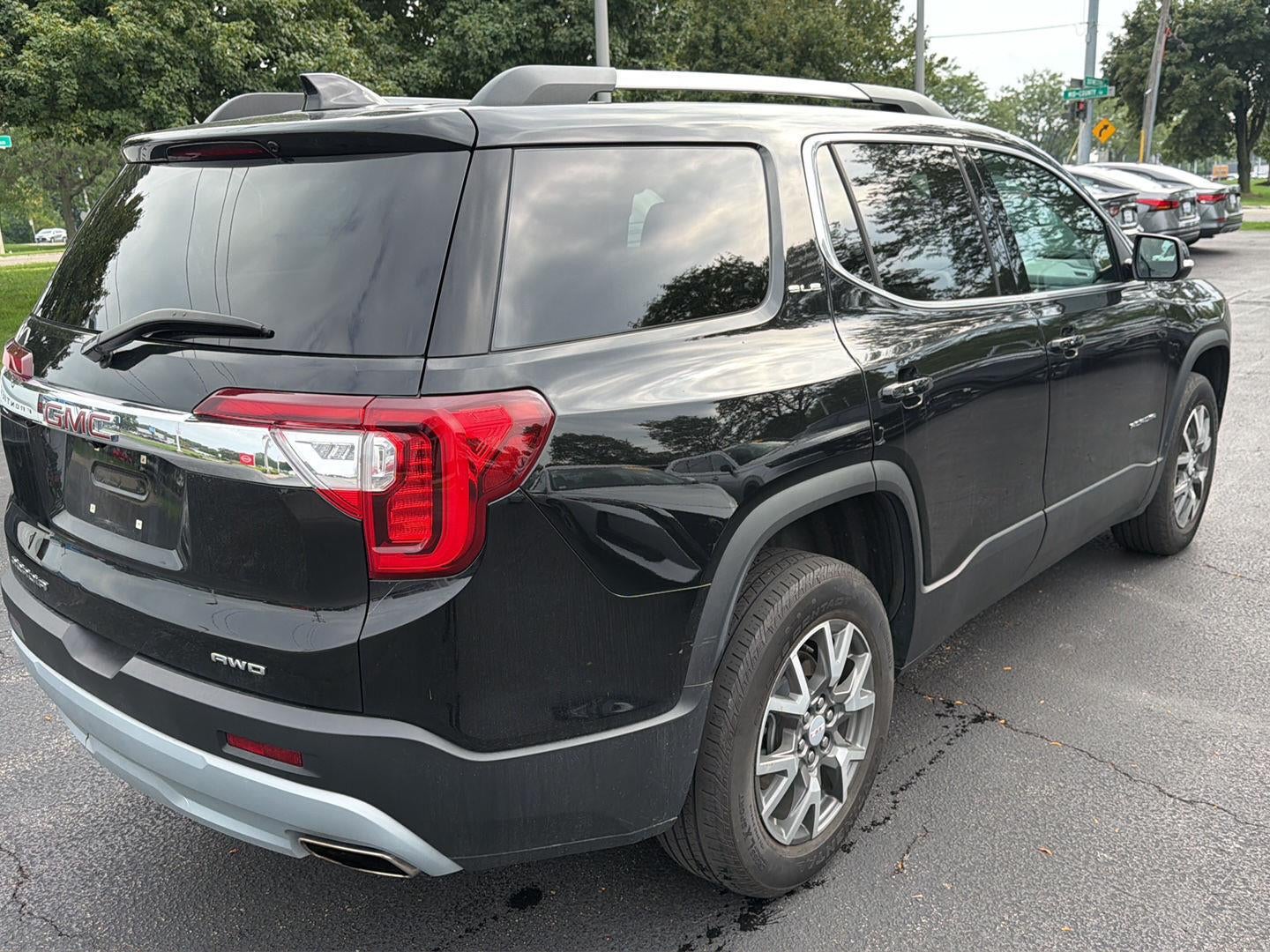 2023 GMC Acadia SLE