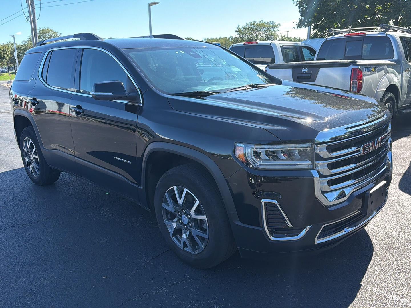 2023 GMC Acadia SLE