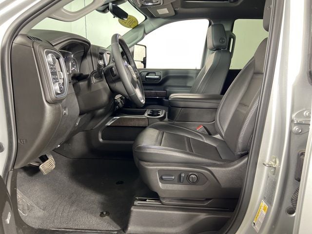 2023 GMC Sierra 2500HD Denali