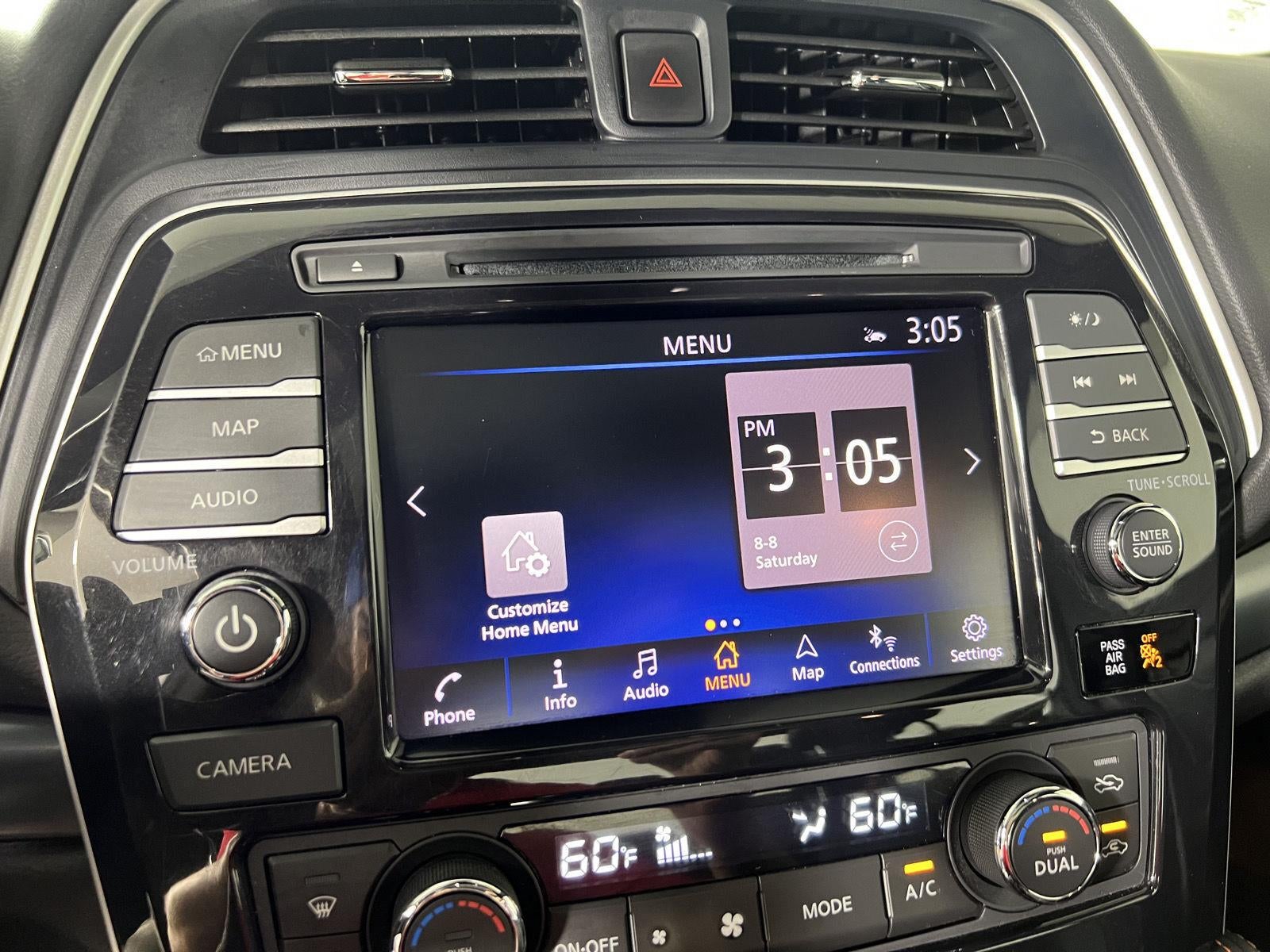 2022 Nissan Maxima SR