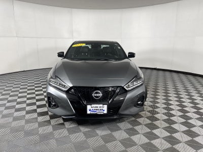 2022 Nissan Maxima SR