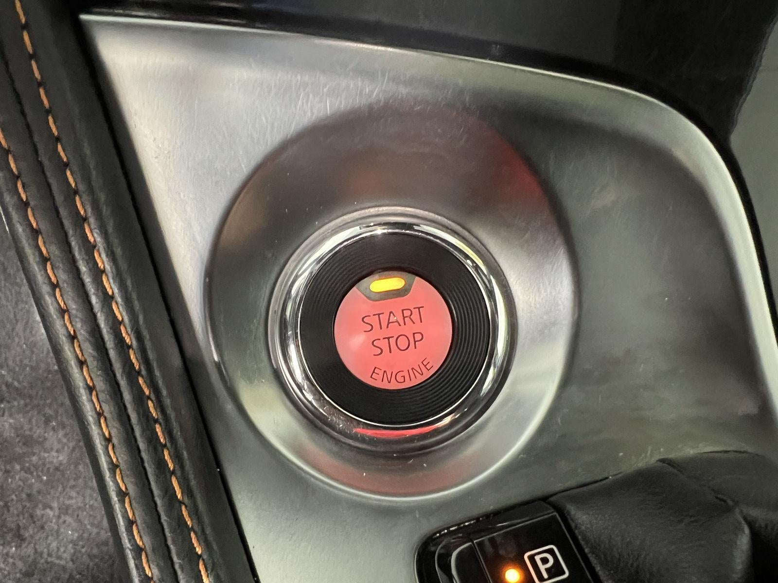 2022 Nissan Maxima SR