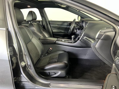 2022 Nissan Maxima SR