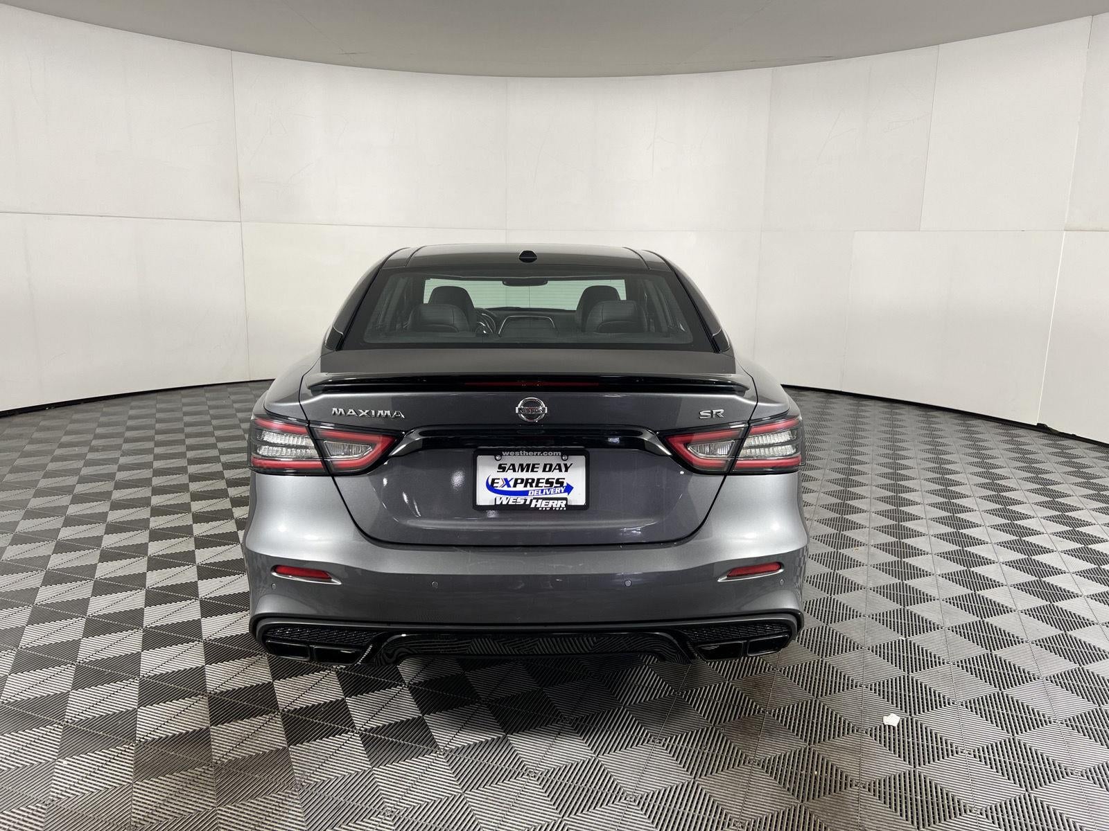 2022 Nissan Maxima SR