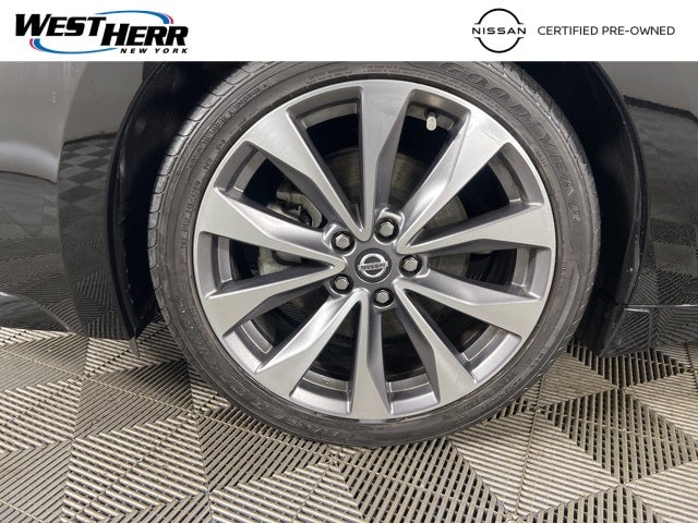 2021 Nissan Maxima Platinum