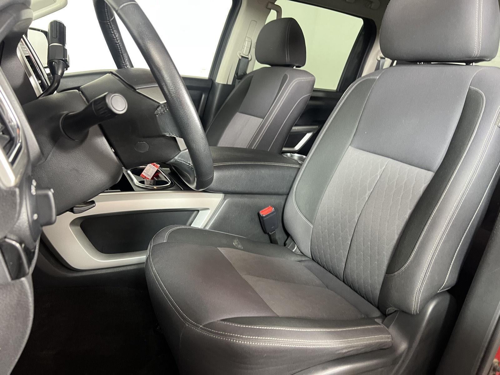 2021 Nissan Titan SV