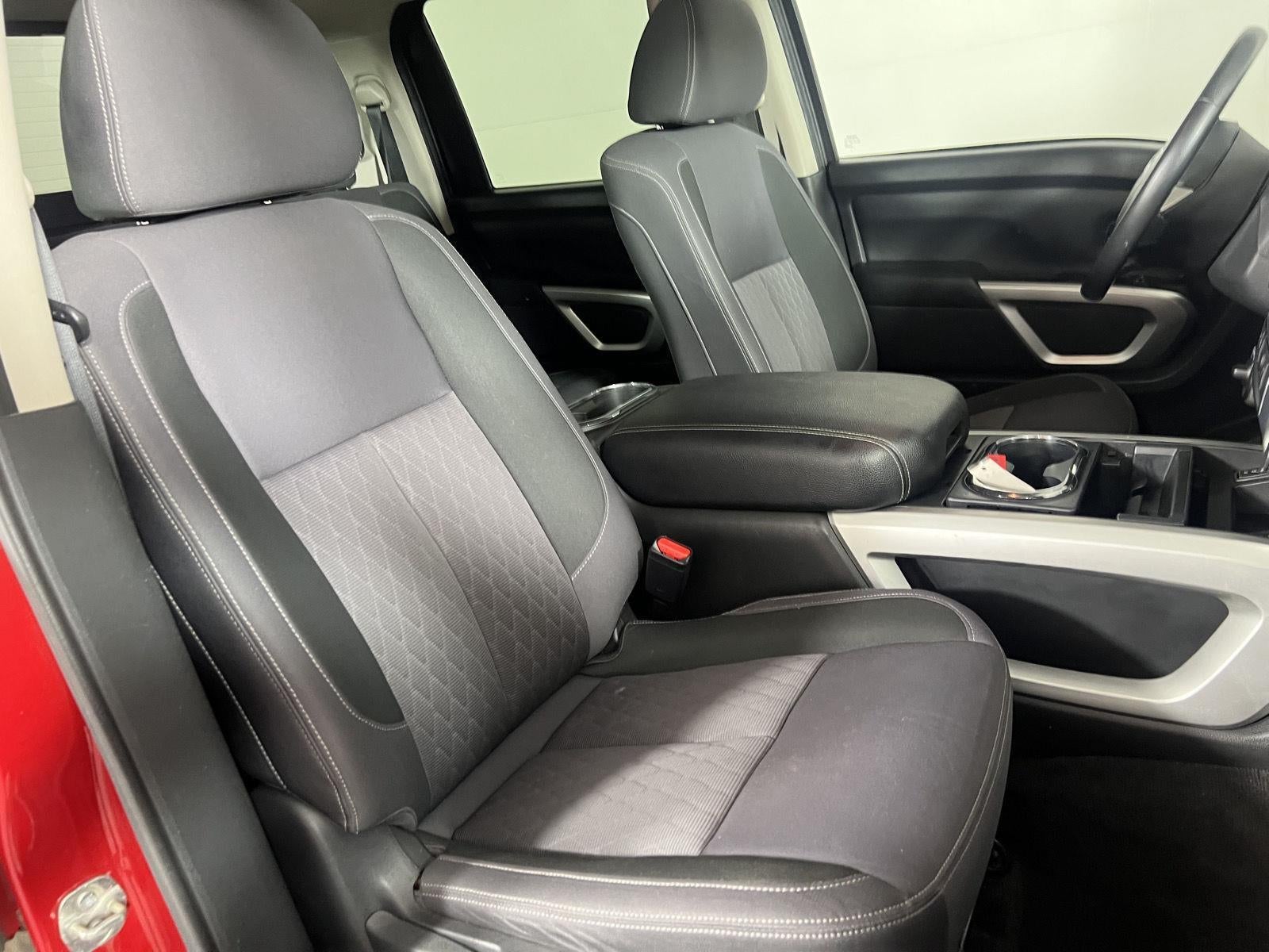2021 Nissan Titan SV
