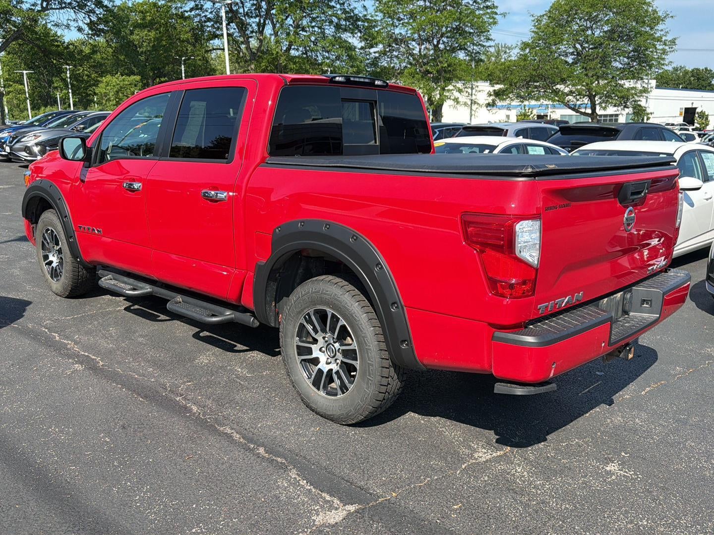 2021 Nissan Titan SV