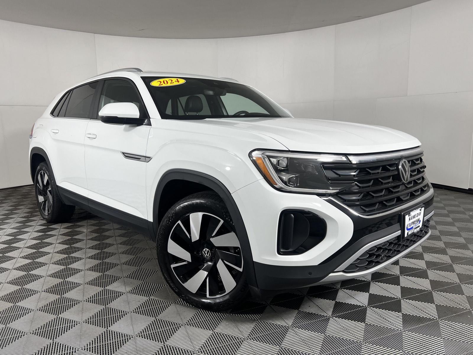 2024 Volkswagen Atlas Cross Sport 2.0T SE w/Technology