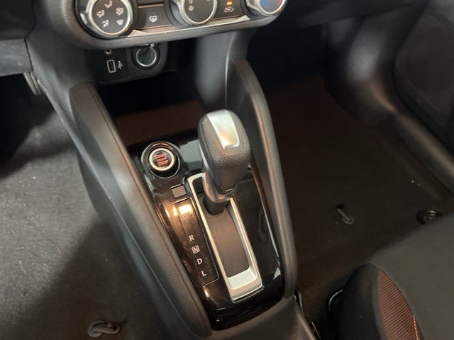 2021 Nissan Versa 1.6 SR