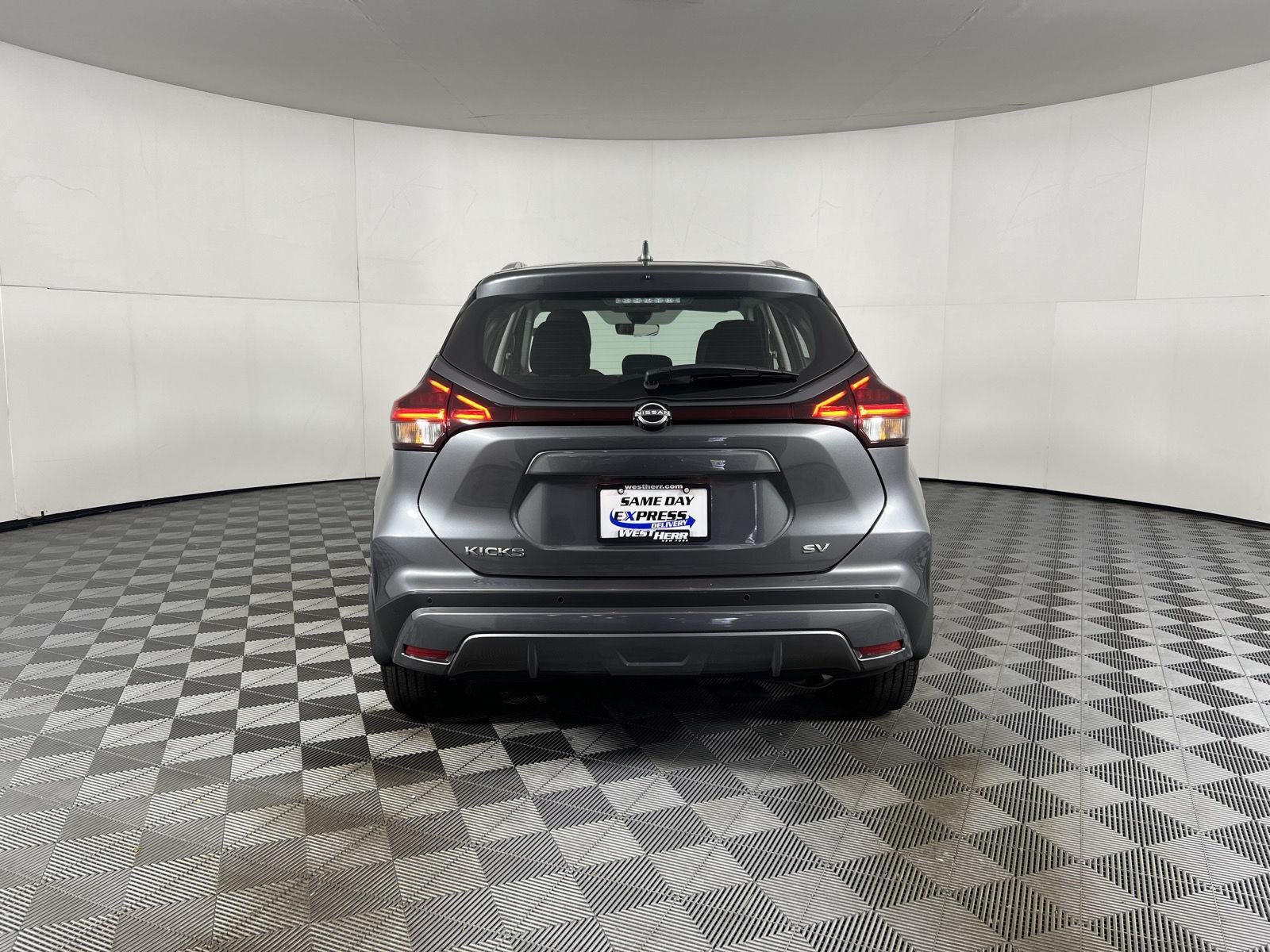 2023 Nissan Kicks SV