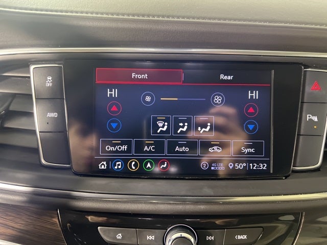 2021 Buick Enclave Essence