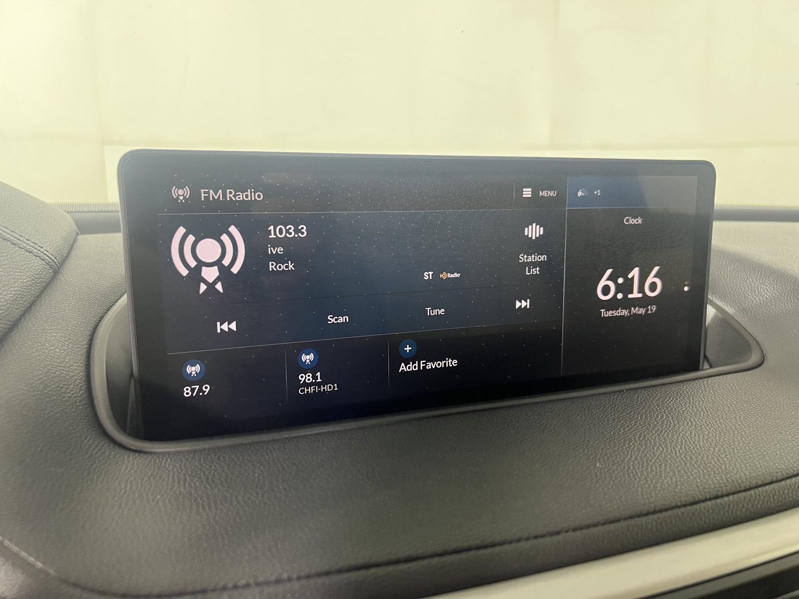 2023 Acura MDX Base