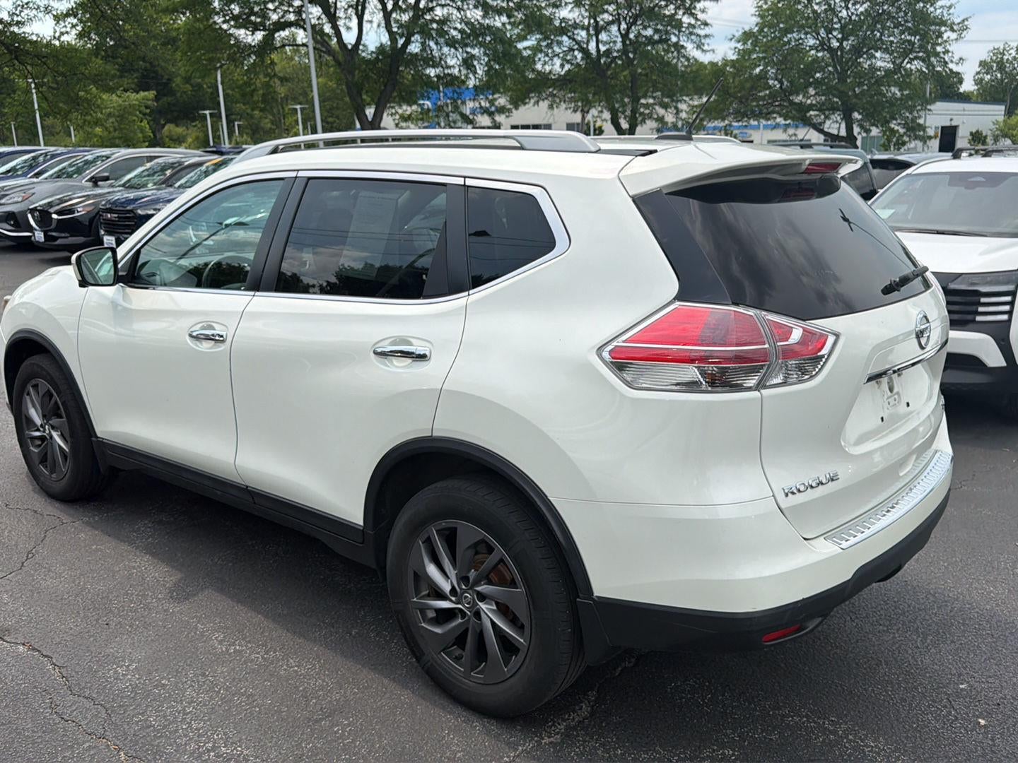 2016 Nissan Rogue SL