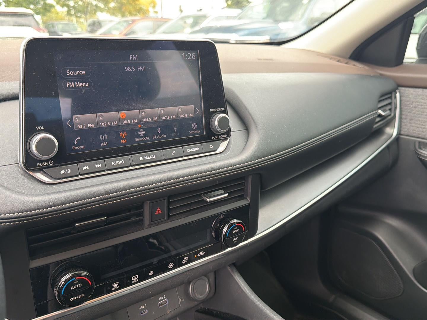 2023 Nissan Rogue SV