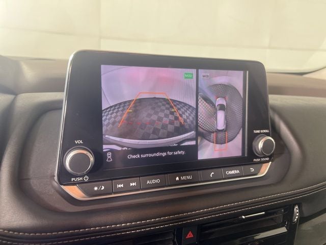 2022 Nissan Rogue SL